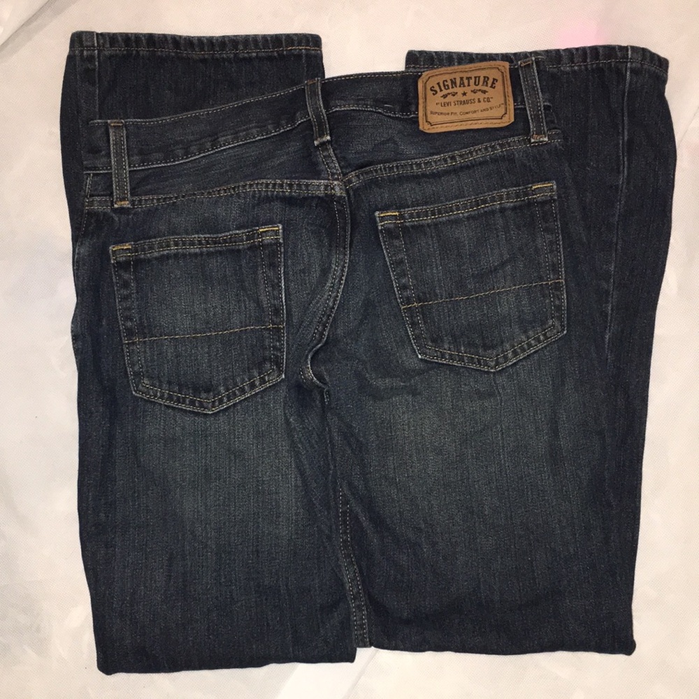 Signature Levi Strauss & Co. Bootcut Jeans | Dark Wash | Size 30W x 30L - Picture 4 of 6